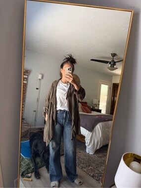 Lulus Casual Oversized Olive Green Duster Jacket with White Tee